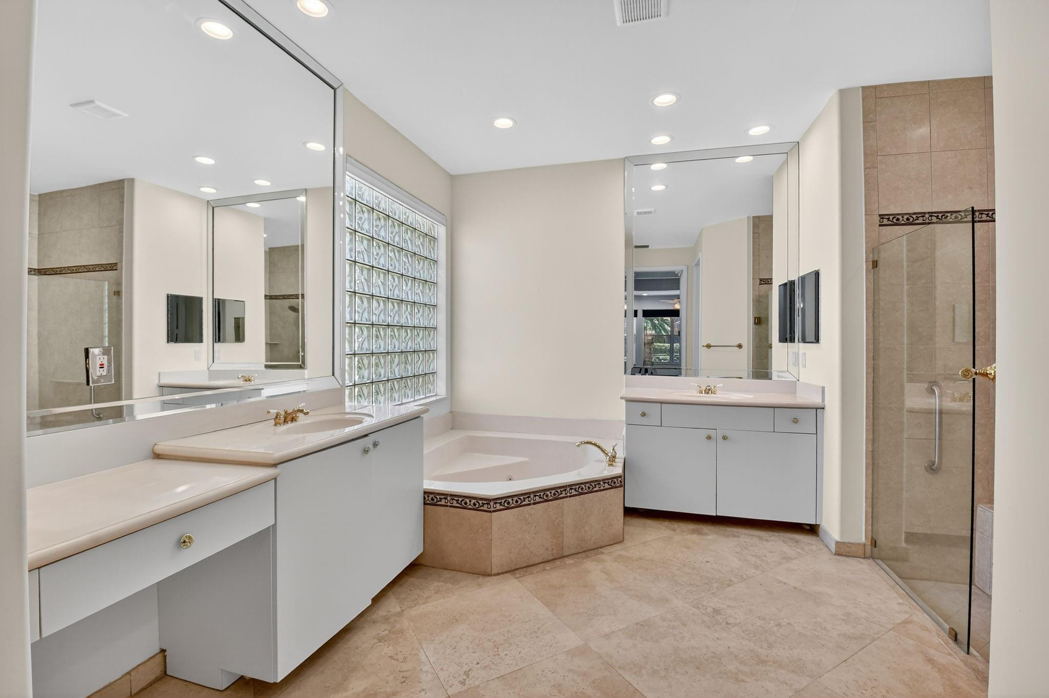 7113 Francisco Bend Drive