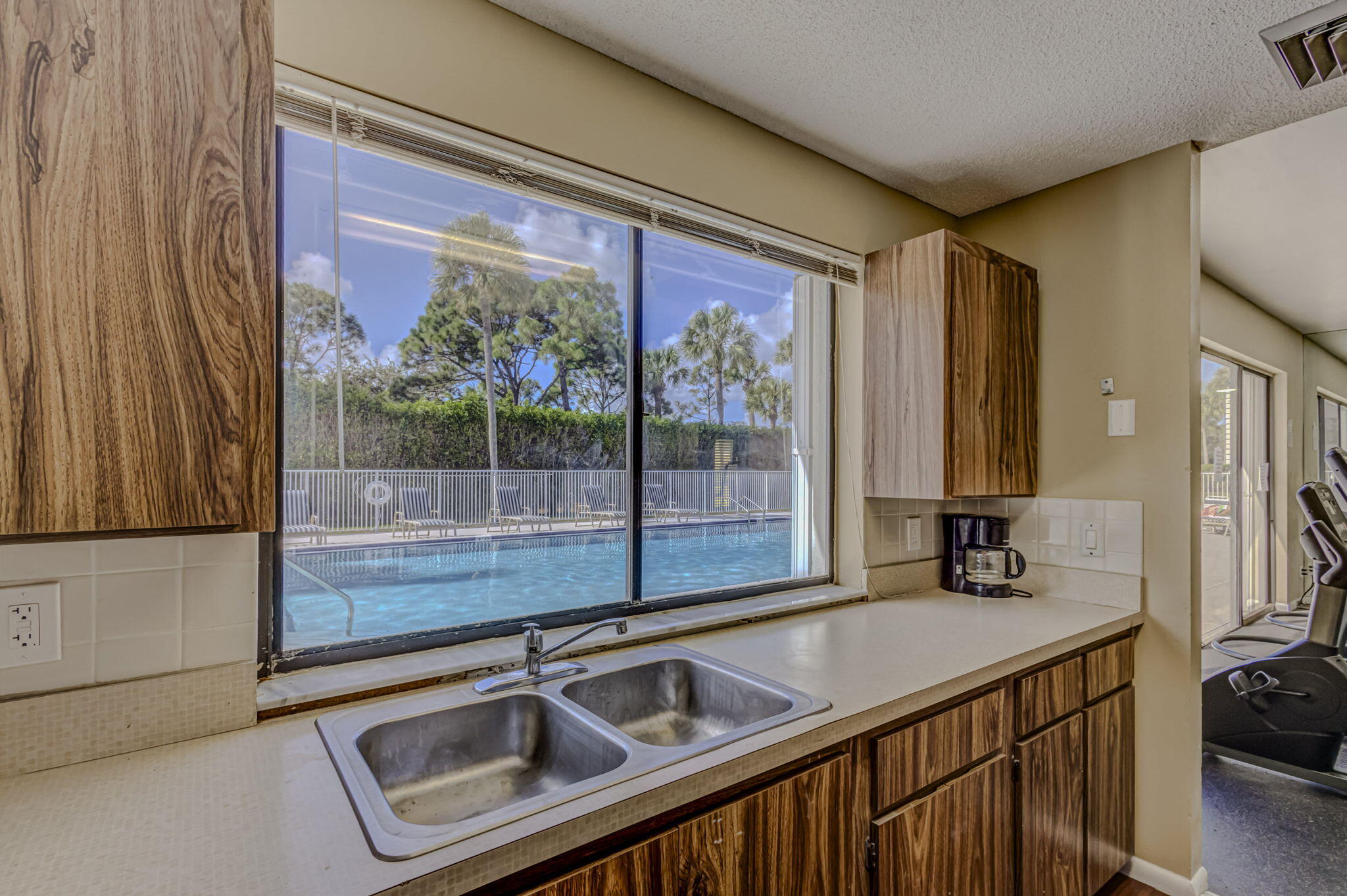 6145 Balboa Circle 102