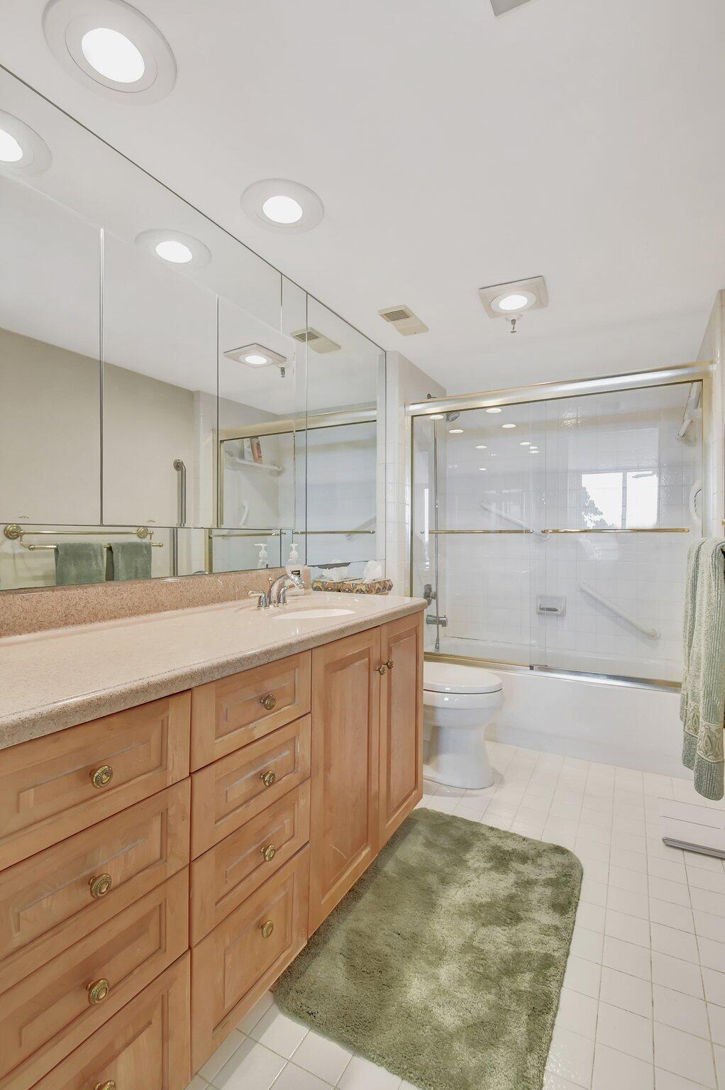 6895 Willow Wood Drive 1051