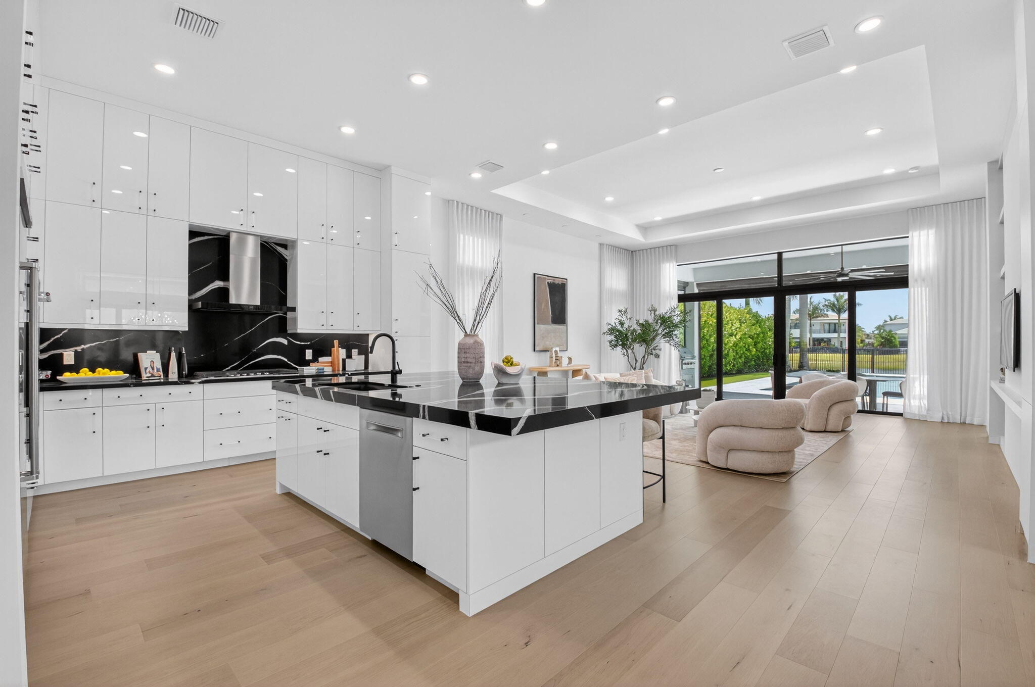 9072 Benedetta Place