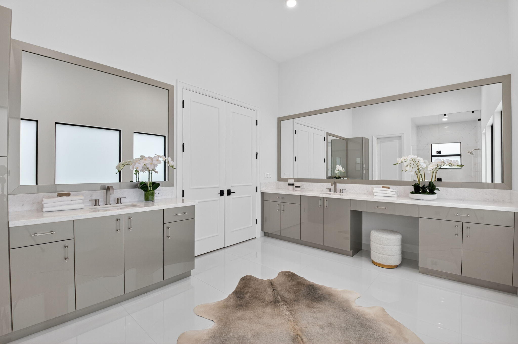 9072 Benedetta Place
