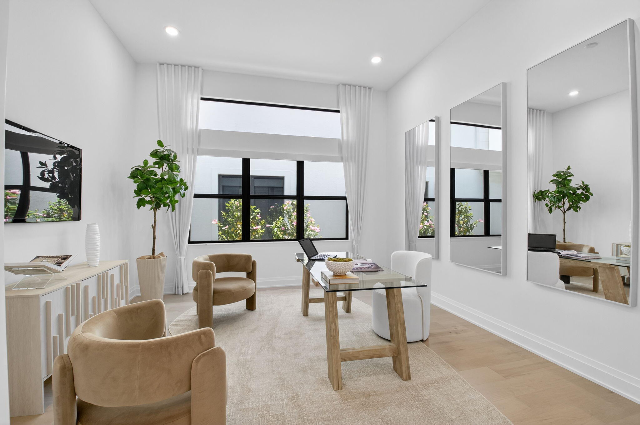 9072 Benedetta Place