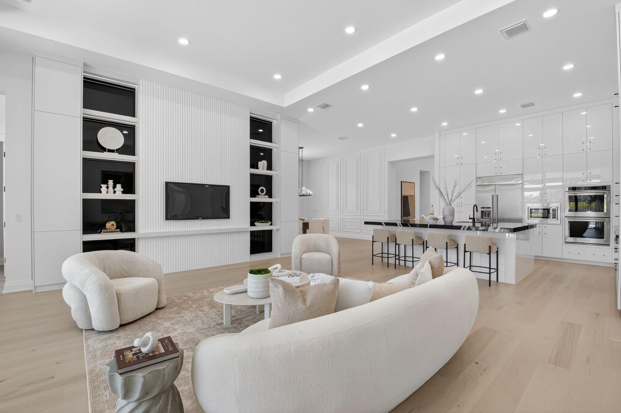 9072 Benedetta Place