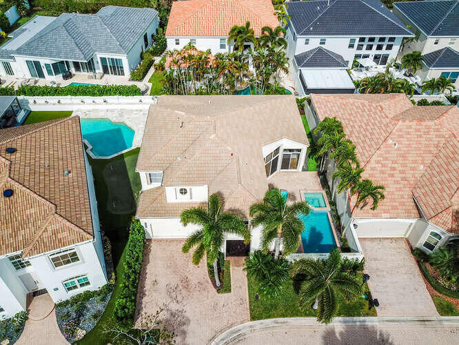 4303 NW 61st Lane