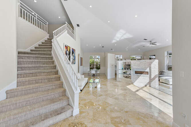 4303 NW 61st Lane