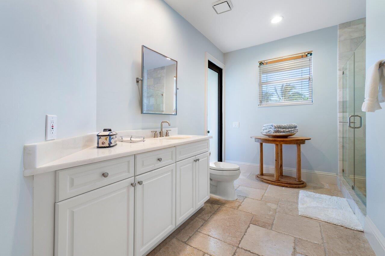 5734 Paddington Way