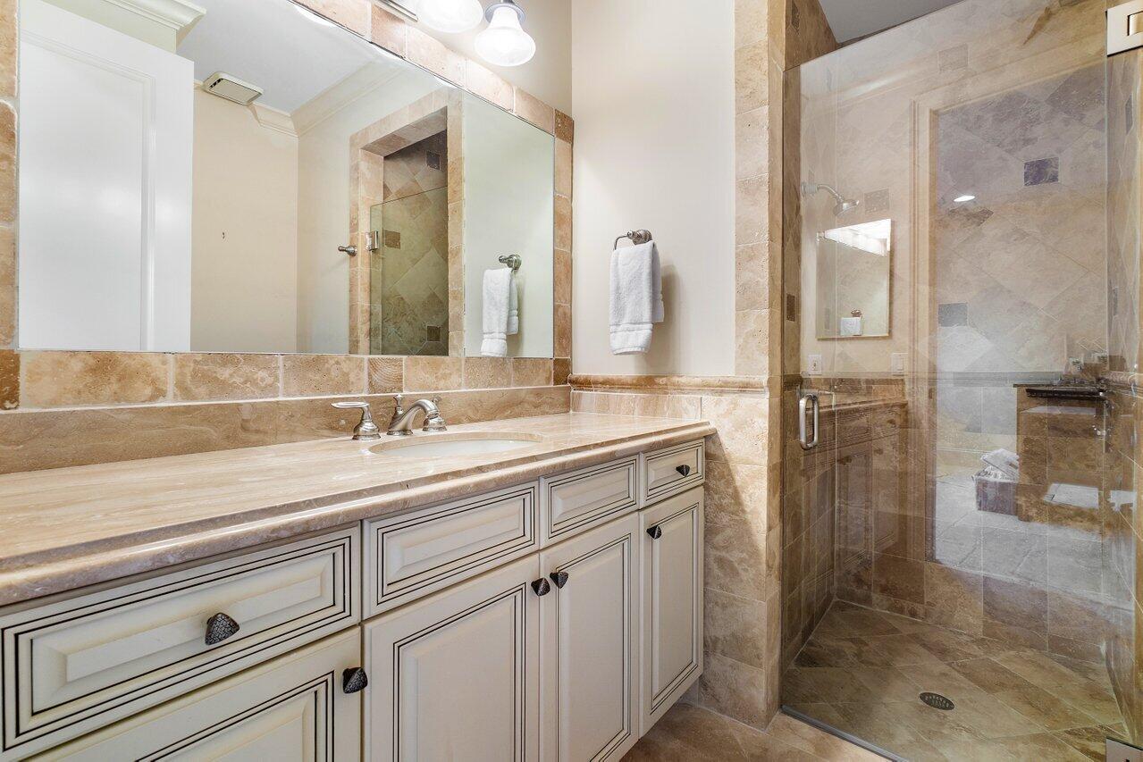 5734 Paddington Way