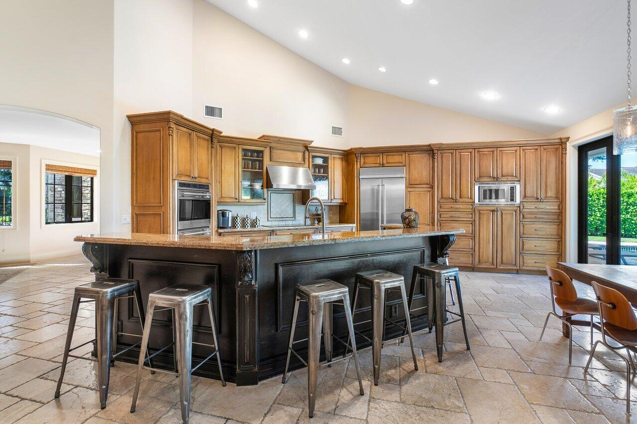 5734 Paddington Way