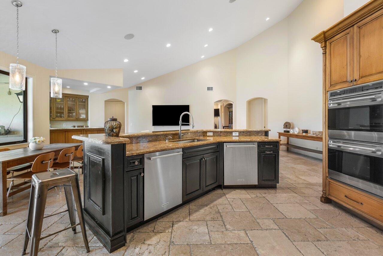5734 Paddington Way