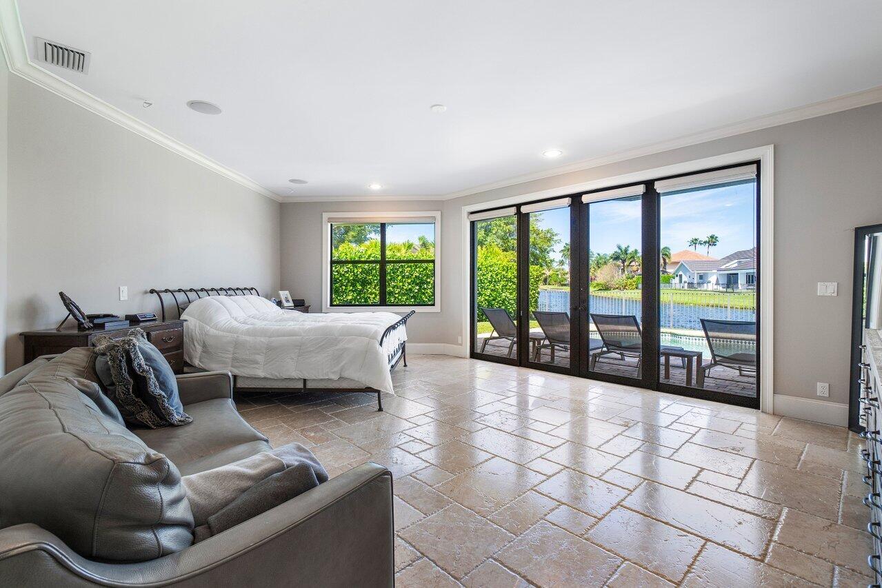 5734 Paddington Way