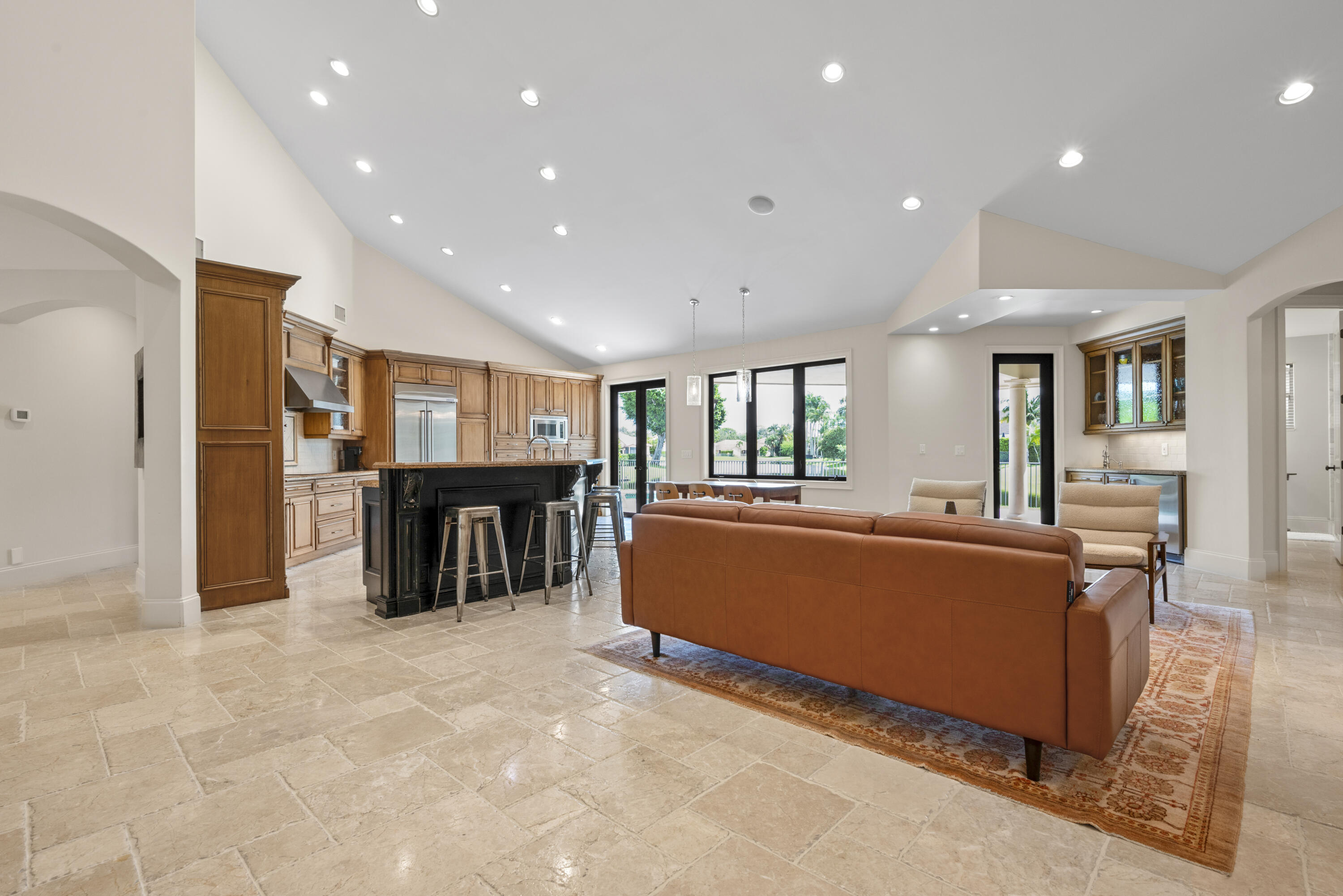 5734 Paddington Way