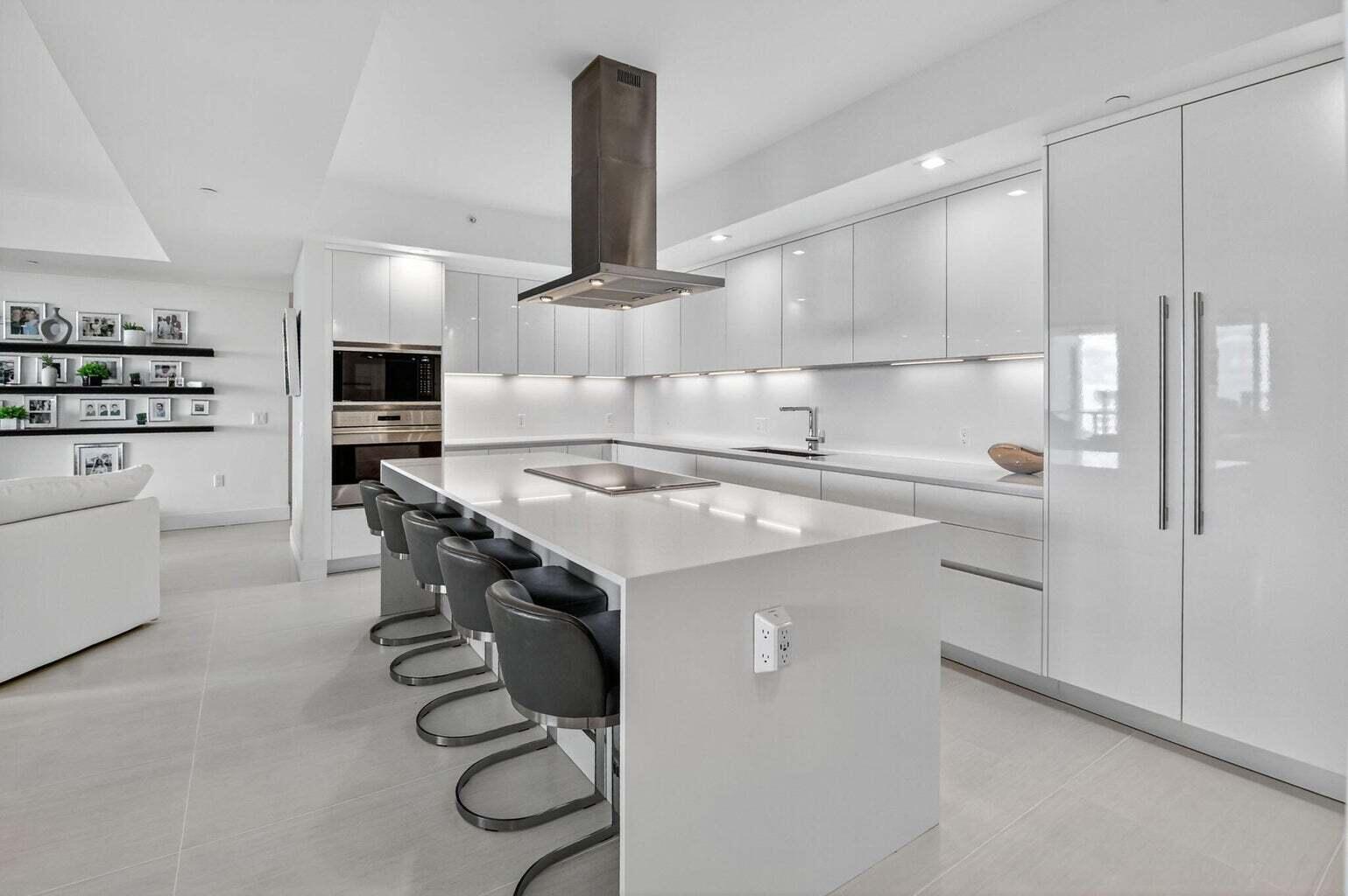 20155 Boca West Drive C504