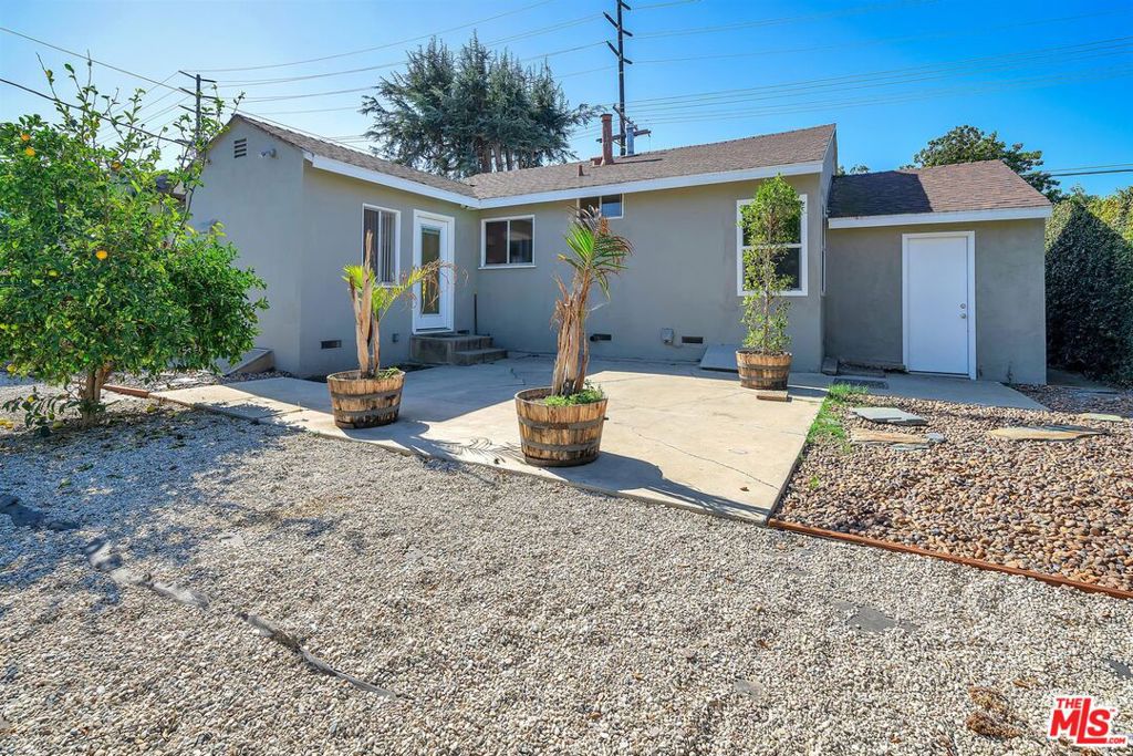 3738 Beethoven Street