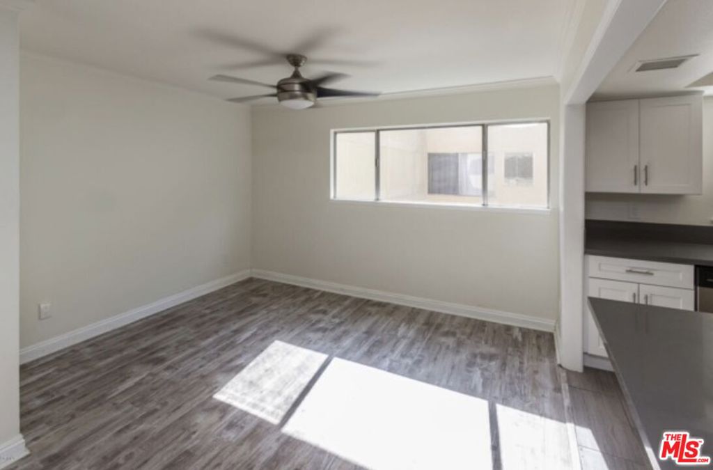 807 N Altadena Drive