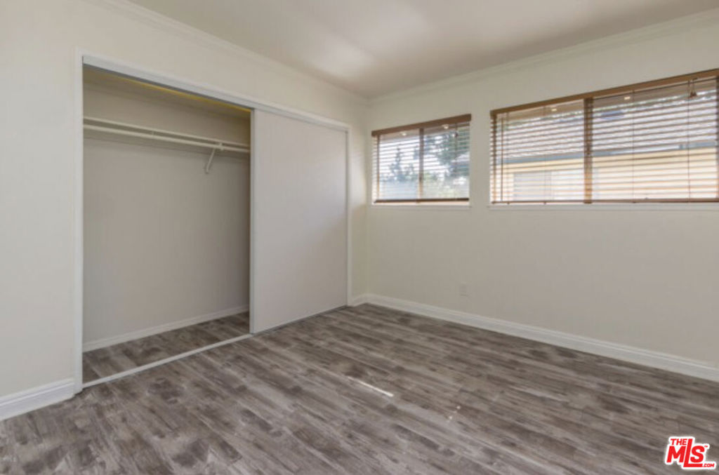 807 N Altadena Drive