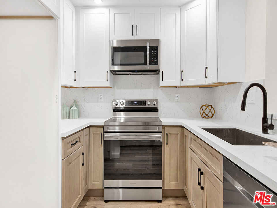360 S Euclid Avenue 230