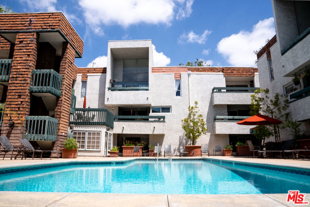 360 S Euclid Avenue 230