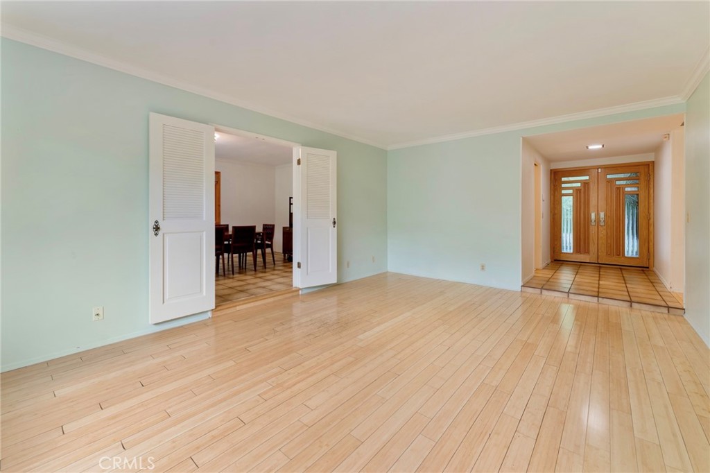 157 South Hermosa Avenue
