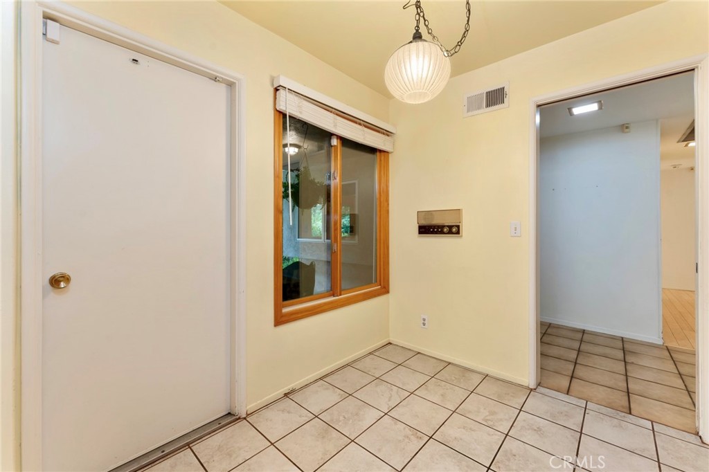 157 South Hermosa Avenue