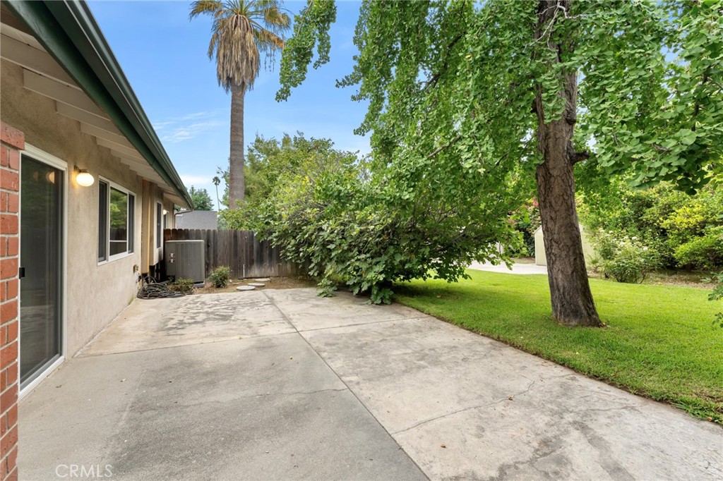157 South Hermosa Avenue