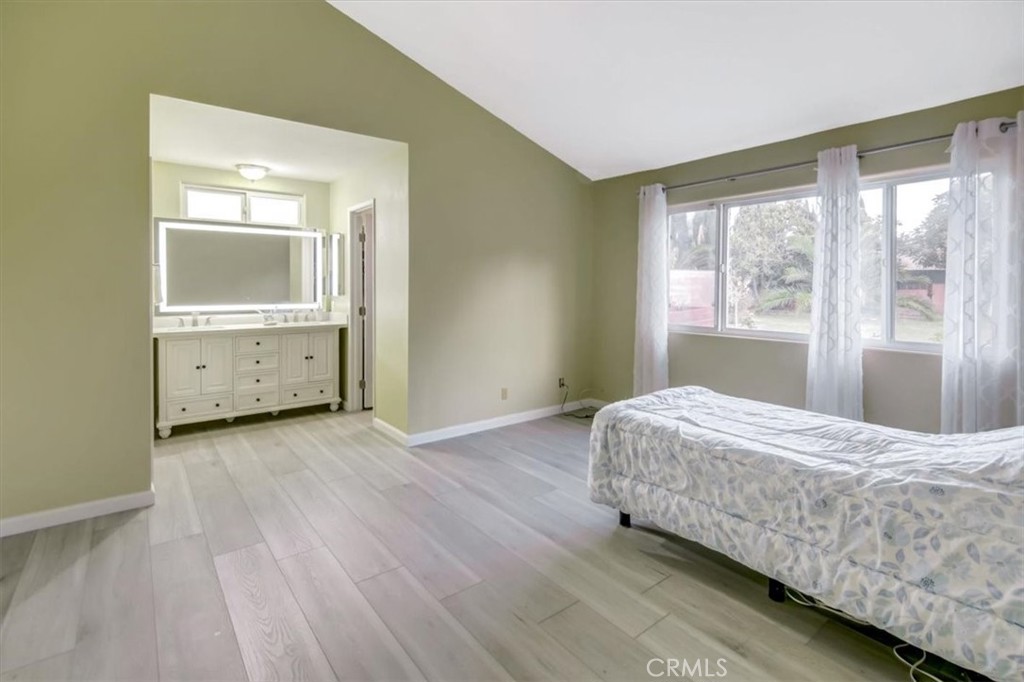 19080 Kingsbury Street