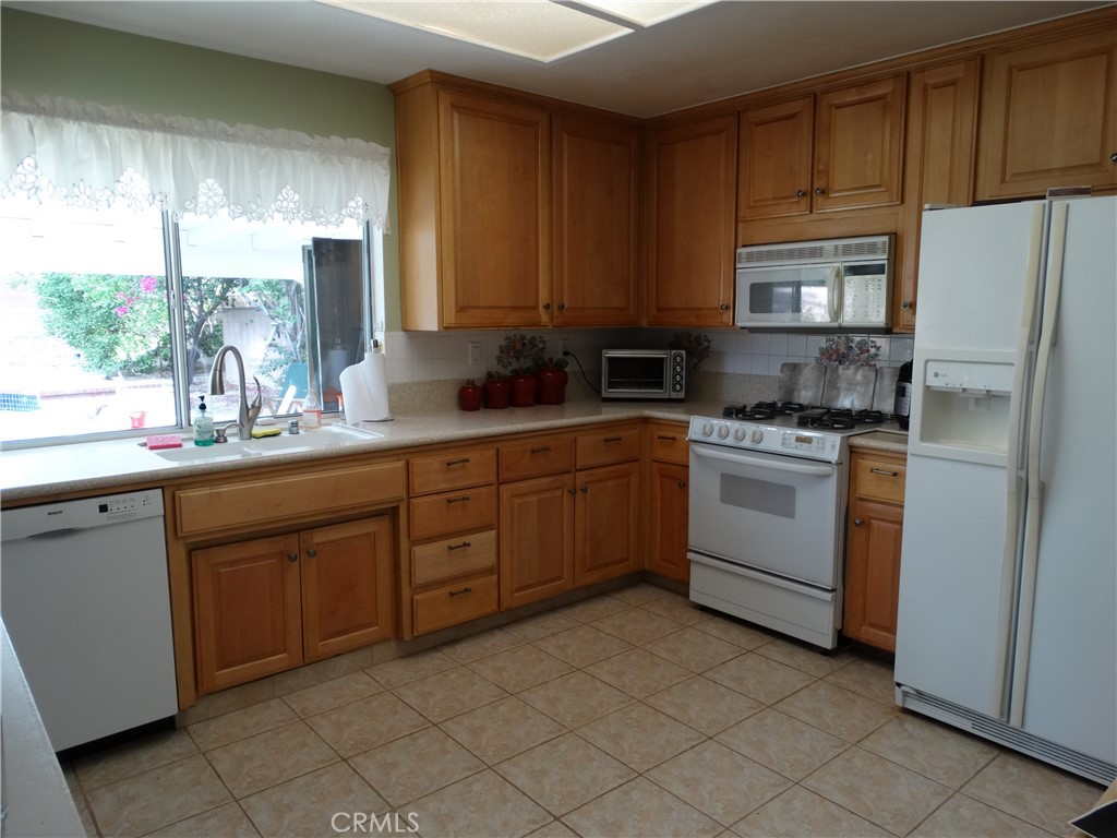 19080 Kingsbury Street