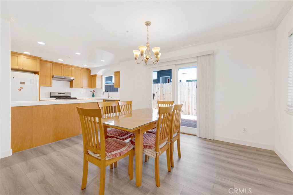 263 E Glenarm Street 103