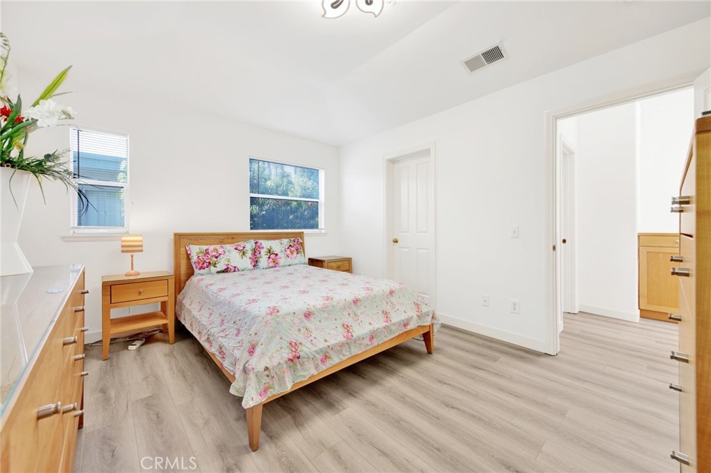 263 E Glenarm Street 103