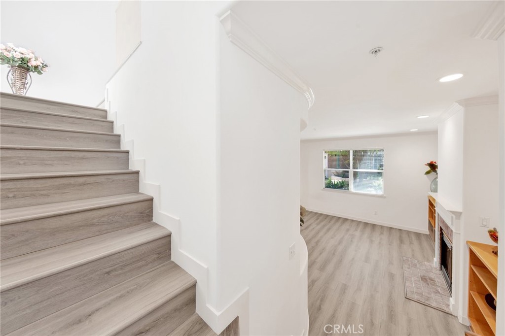 263 E Glenarm Street 103