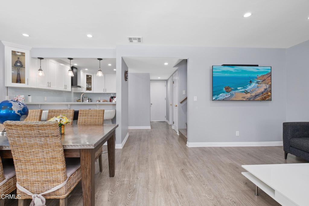 2447 Huntington Drive #5
