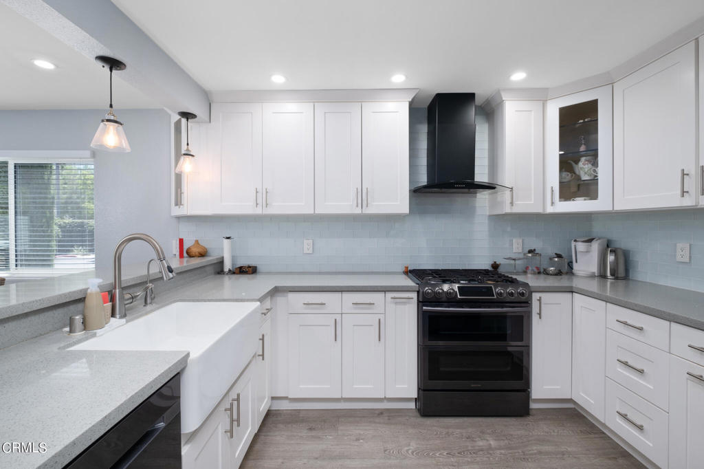 2447 Huntington Drive #5