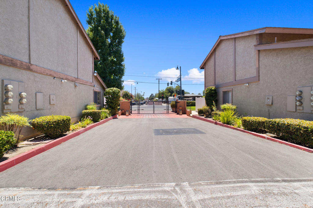 2447 Huntington Drive #5