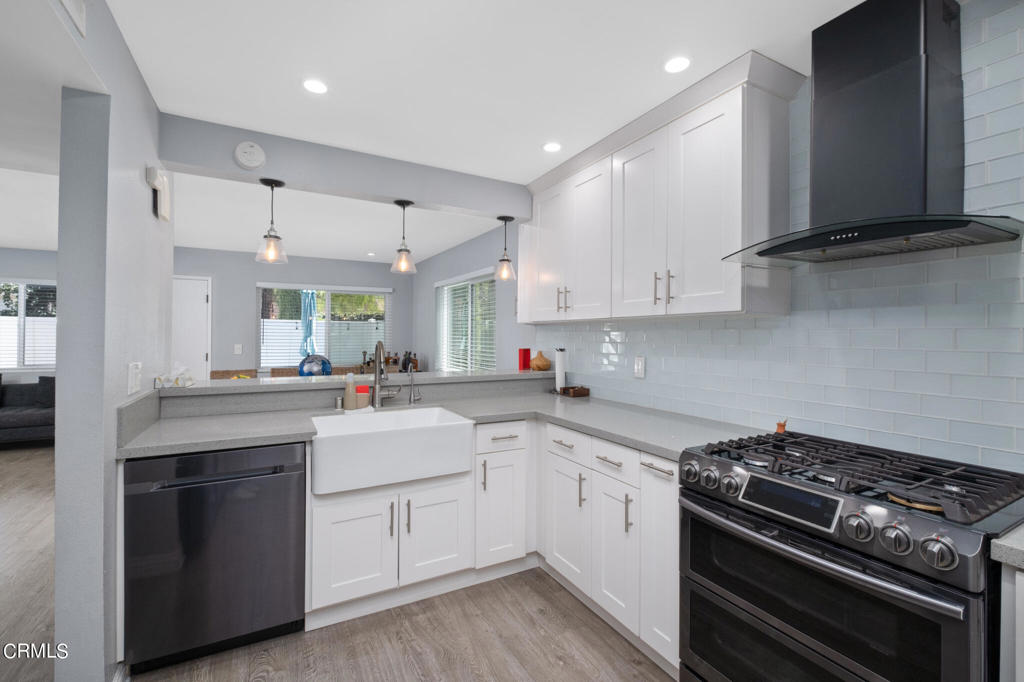 2447 Huntington Drive #5