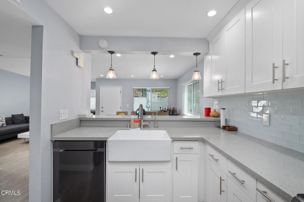 2447 Huntington Drive #5