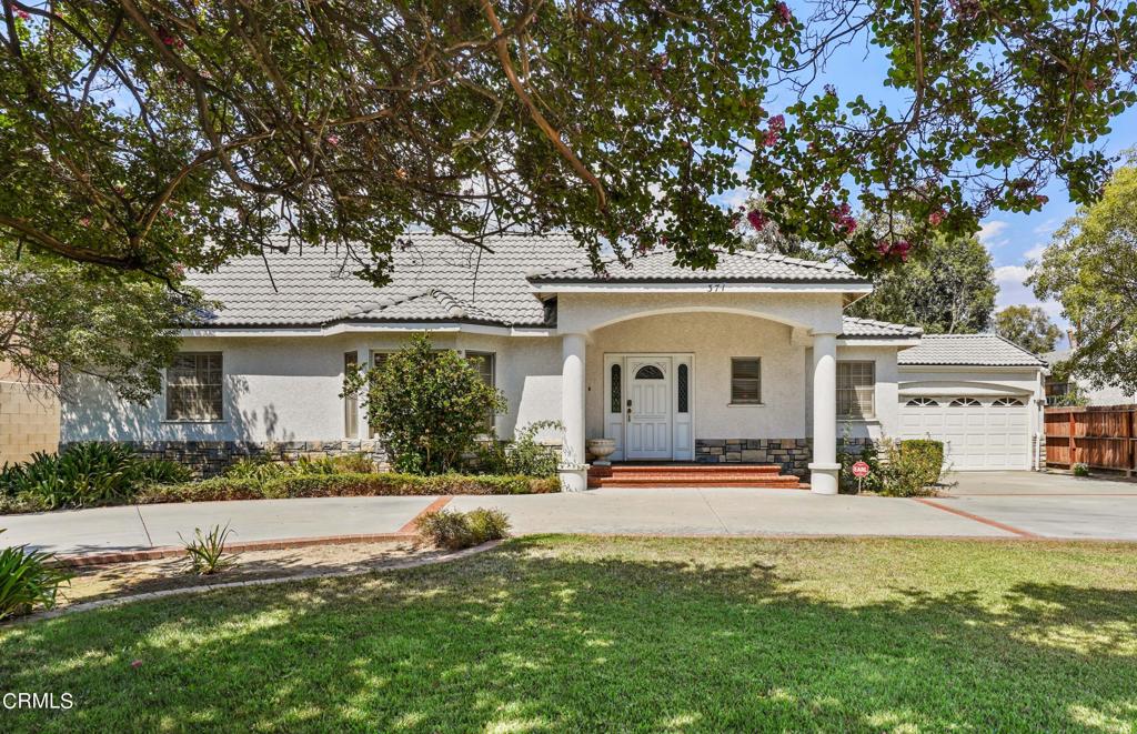 371 Las Tunas Drive