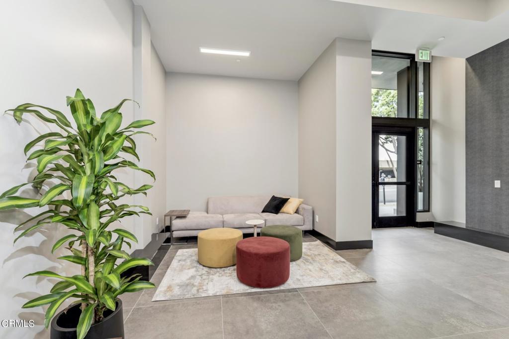 178 S Euclid Avenue 306