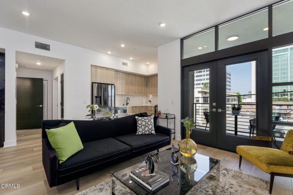 178 S Euclid Avenue 306