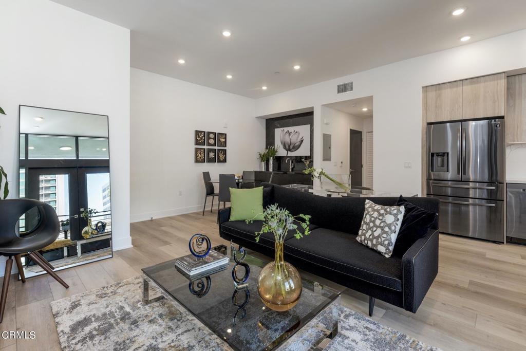 178 S Euclid Avenue 306