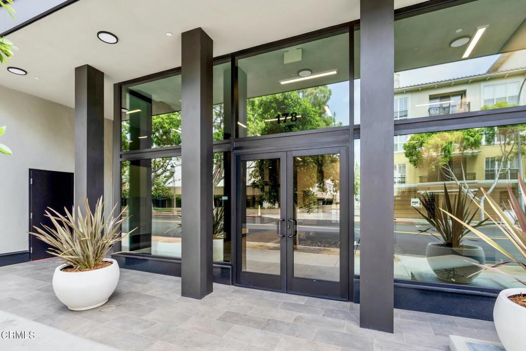 178 S Euclid Avenue 306