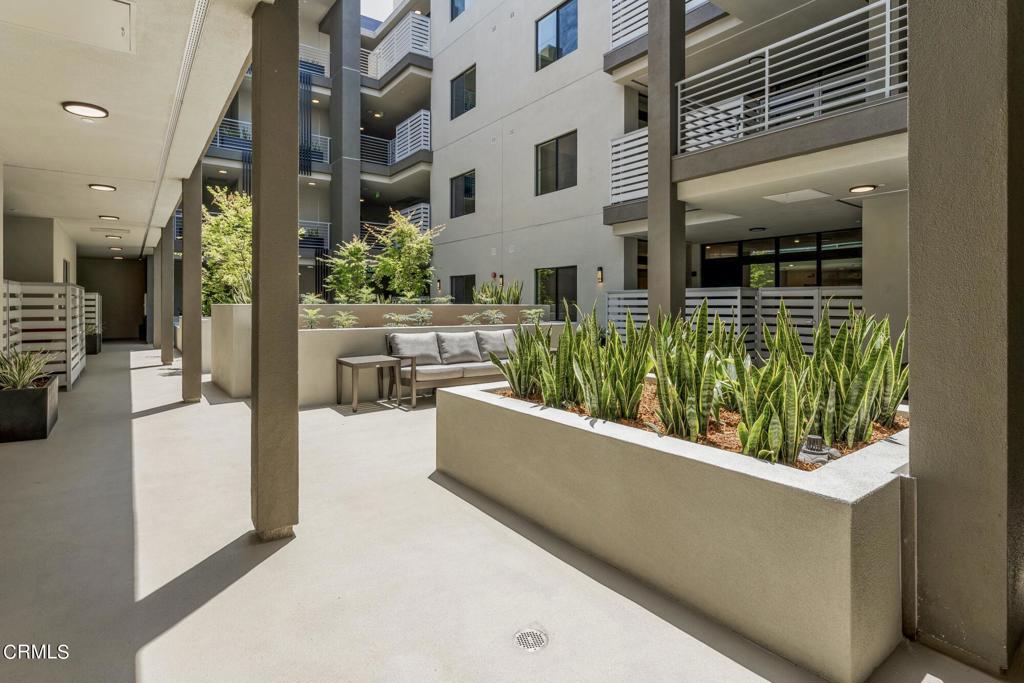 178 S Euclid Avenue 306