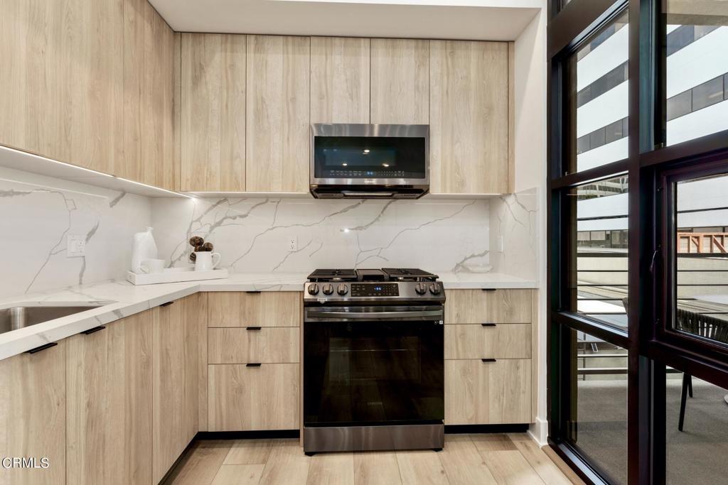 178 S Euclid Avenue 306