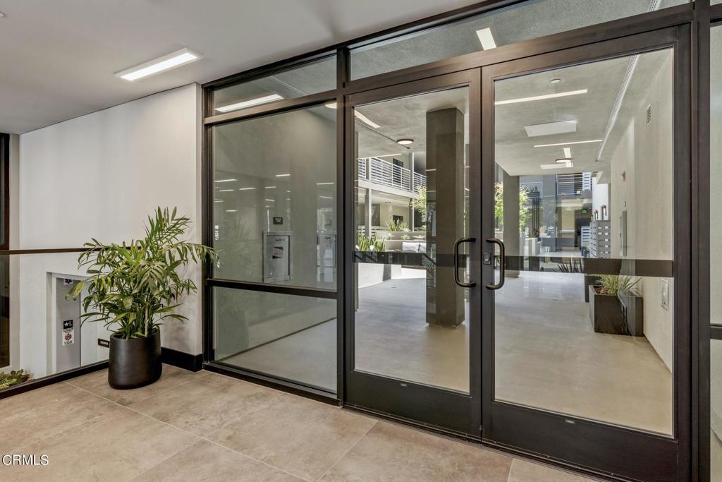 178 S Euclid Avenue 306