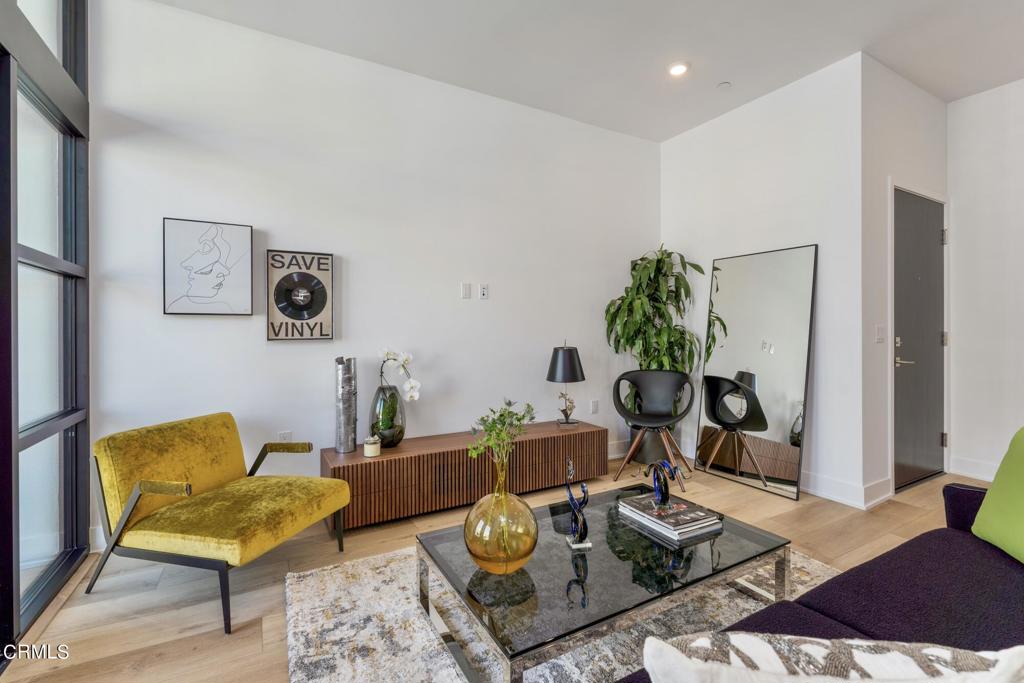 178 S Euclid Avenue 306