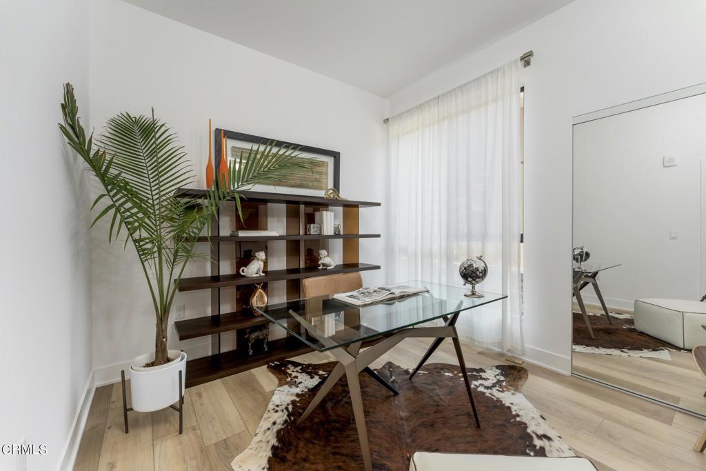 178 S Euclid Avenue 106