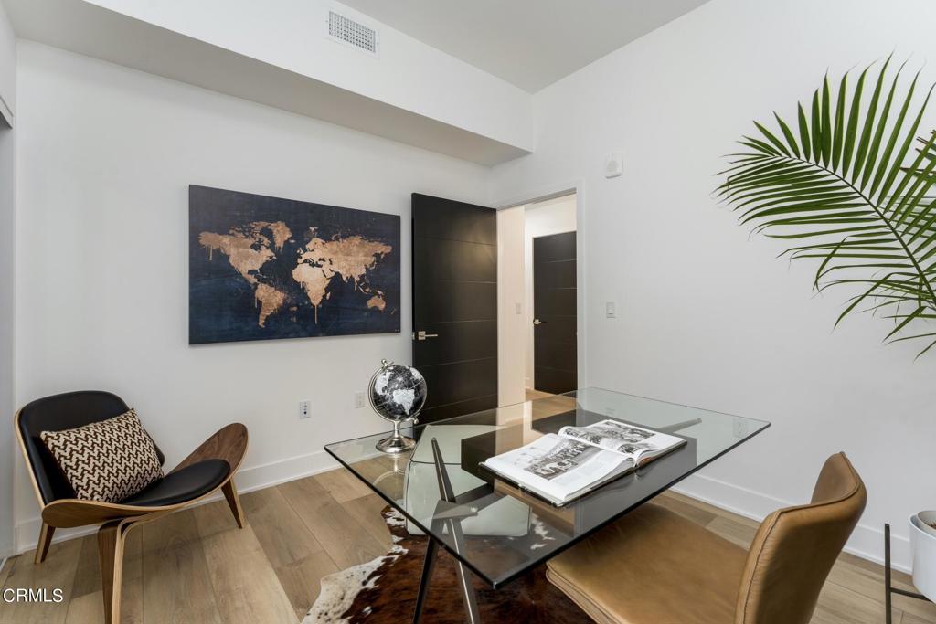 178 S Euclid Avenue 106