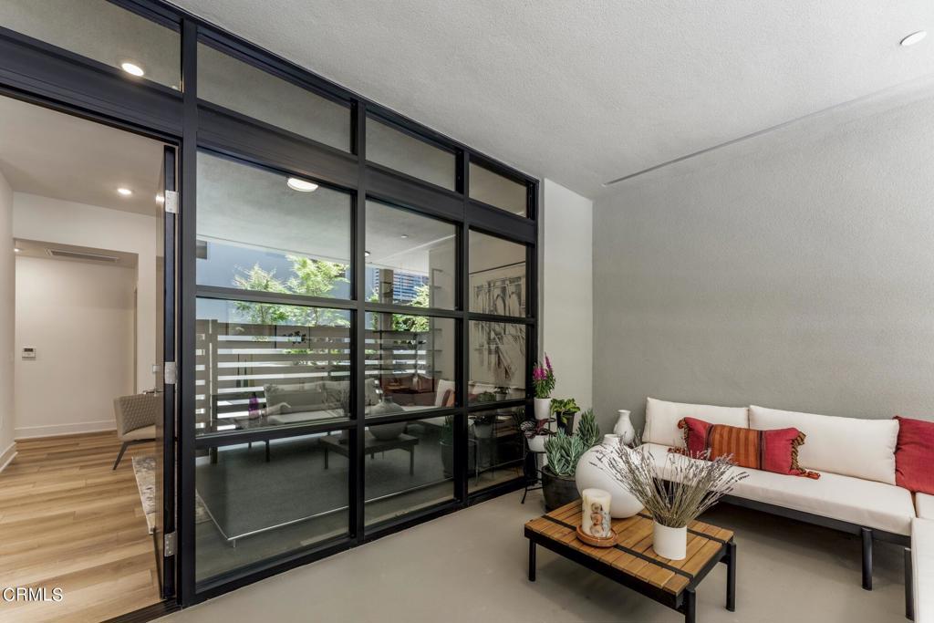 178 S Euclid Avenue 210