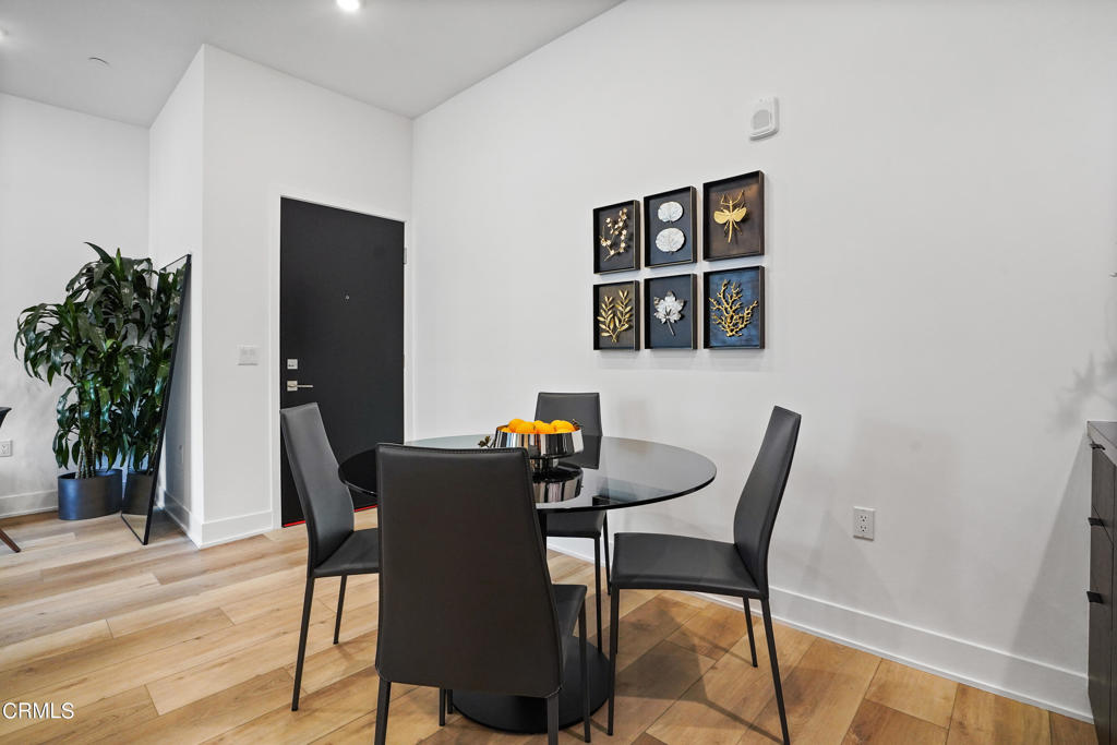 178 S Euclid Avenue 307