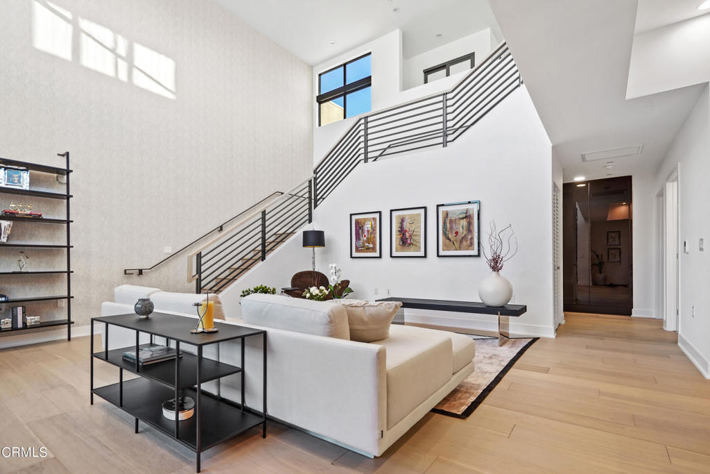 178 S Euclid Avenue 408