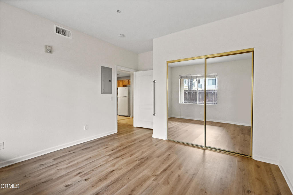 208 N Lincoln Avenue 111
