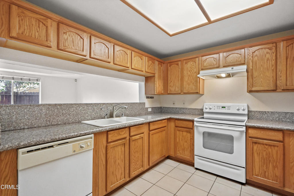 208 N Lincoln Avenue 111